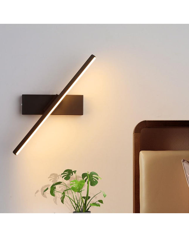 Rom Wall Light